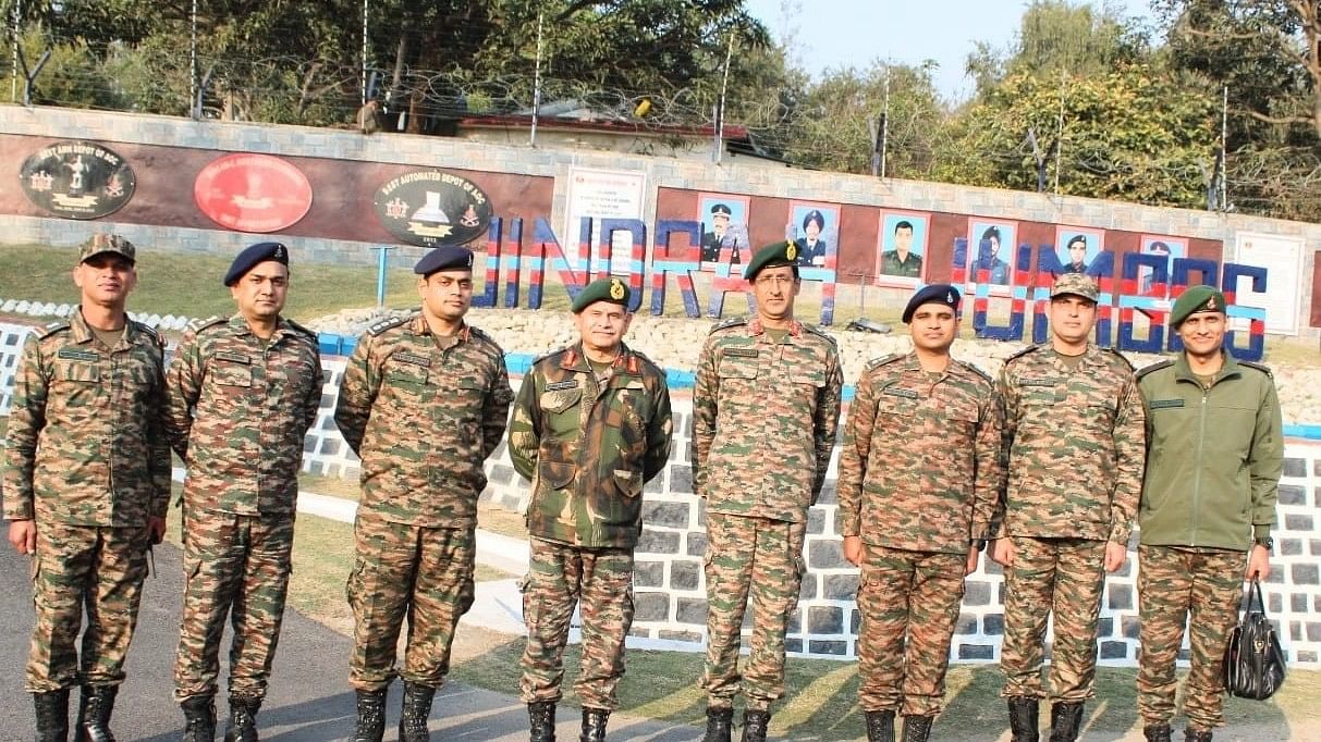 <div class="paragraphs"><p>Northern Army Commander Lieutenant General Upendra Dwivedi visited Logistic Depot at Udhampur in&nbsp;Jammu and Kashmir.</p></div>