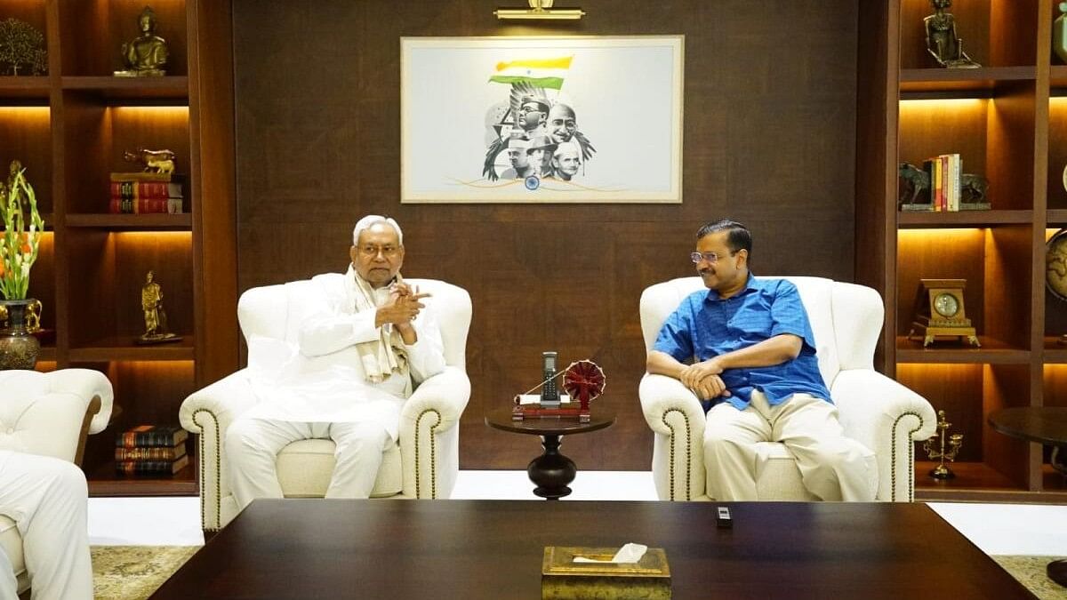 <div class="paragraphs"><p>Nitish Kumar (L) and Arvind Kejriwal.</p></div>