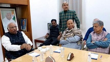 <div class="paragraphs"><p>Congress President Mallikarjun Kharge, DMK leader TR Baalu and other Opposition leaders during the Indian National Developmental Inclusive Alliance (INDIA) meeting in December 2023.</p></div>