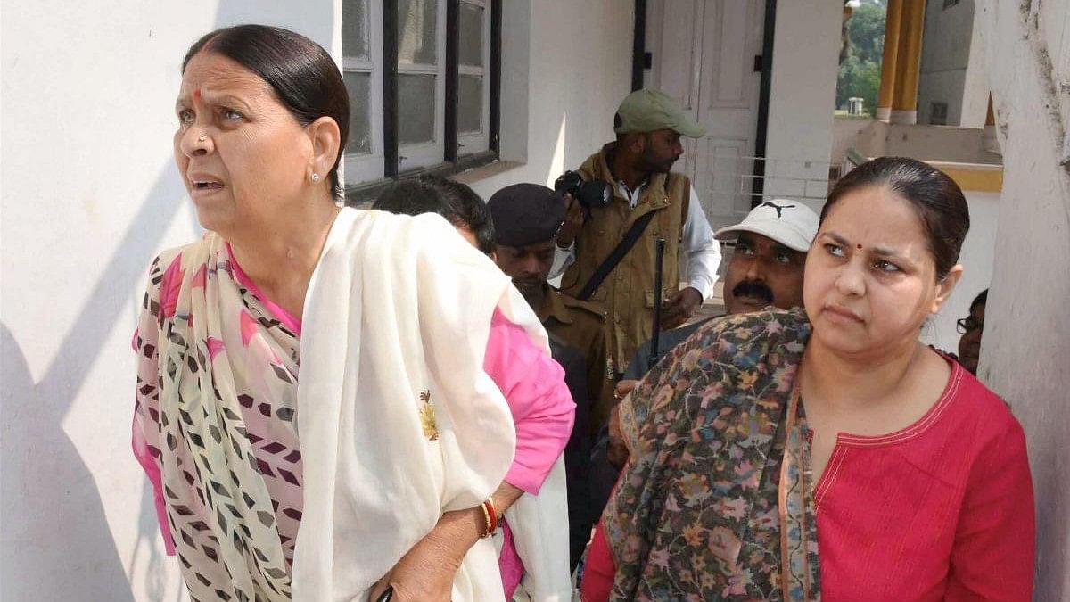 <div class="paragraphs"><p>Rabri Devi (L) and Misa Bharti.</p></div>