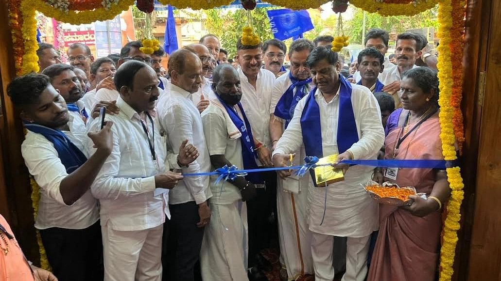 <div class="paragraphs"><p>Minister for Social Welfare H C Mahadevappa inaugurates&nbsp;Dr B R Ambekar hall at B C Road in Bantwal taluk by the Social welfare department on Sunday.</p></div>
