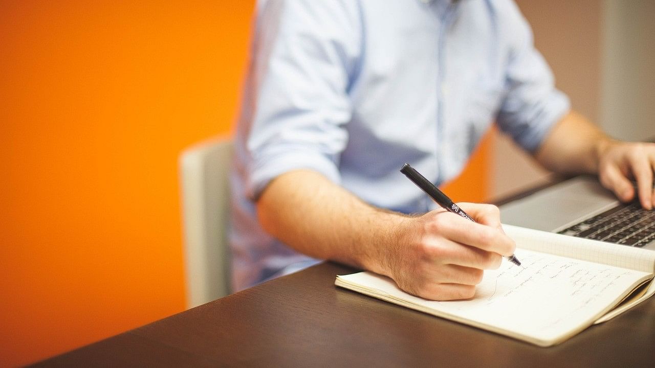 <div class="paragraphs"><p>Representative image of a man working. </p></div>