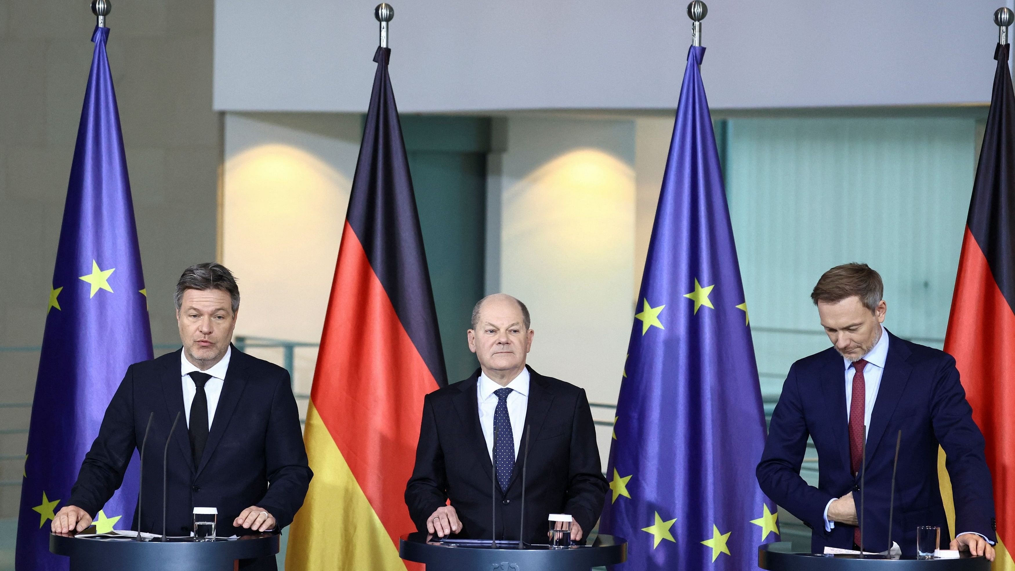<div class="paragraphs"><p>German Chancellor Olaf Scholz, Finance Minister Christian Lindner, and Economy and Climate Minister Robert Habeck present the 2024 budget in Berlin, Germany, December 13, 2023.</p></div>