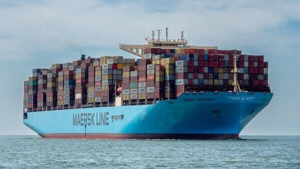 <div class="paragraphs"><p>Container vessel Maersk&nbsp;Hangzhou</p></div>