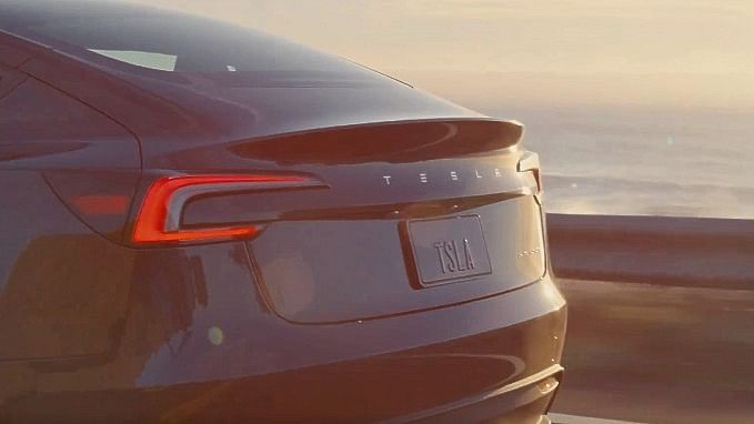 <div class="paragraphs"><p>Tesla&nbsp;Model 3 sedan.</p></div>