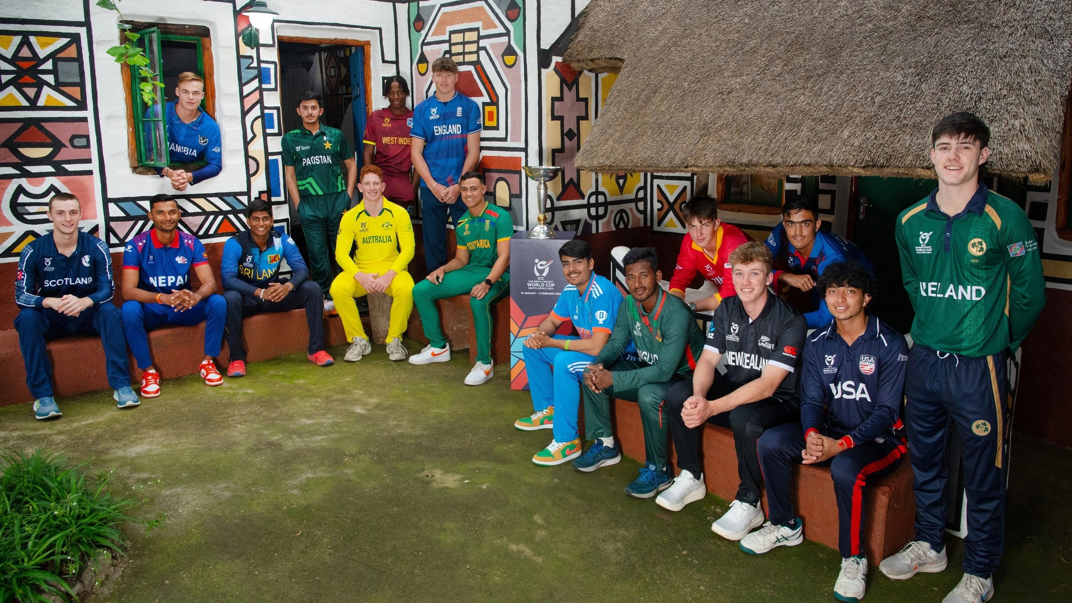 <div class="paragraphs"><p>The U-19 T20 World Cup captains strike a happy pose.&nbsp;</p></div>