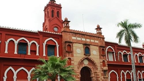 <div class="paragraphs"><p>Aligarh Muslim University.</p></div>