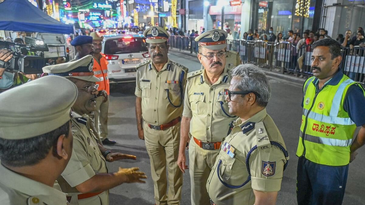 <div class="paragraphs"><p>Representative image of senior police officials in Bengaluru.</p></div>