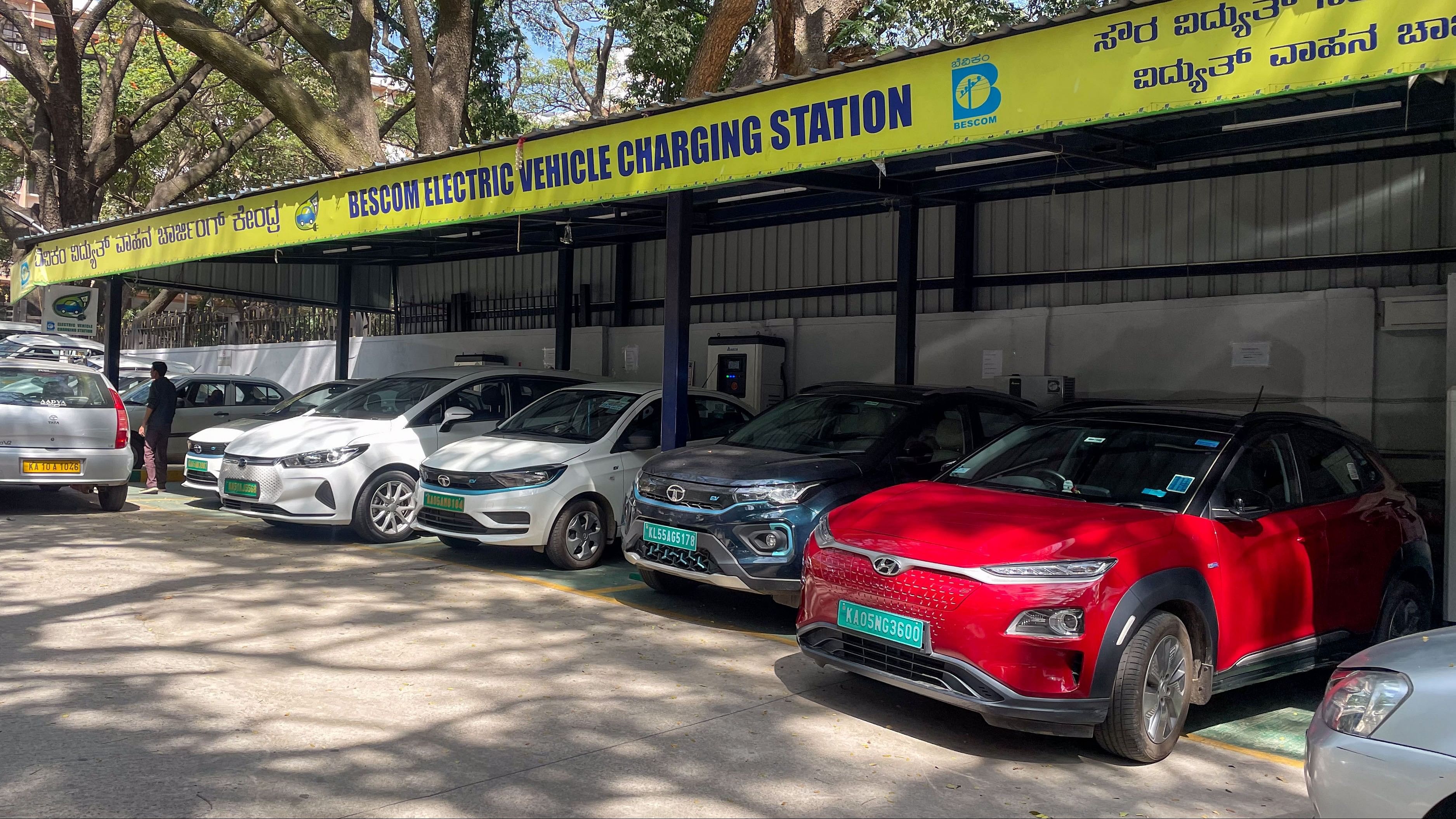 <div class="paragraphs"><p>BESCOM charging station at KR Circle, Bengaluru on Thursday, January 11, 2023.</p></div>