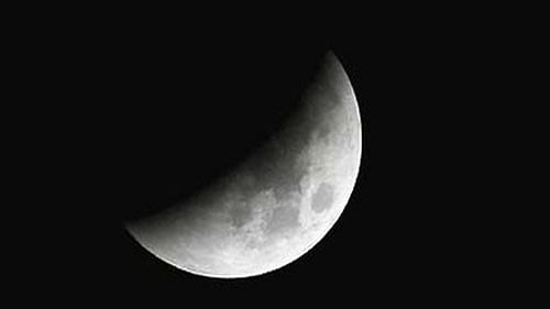 <div class="paragraphs"><p>Representative image of a lunar eclipse</p></div>