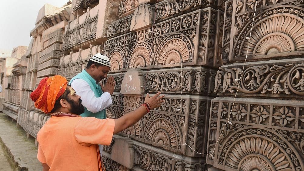 <div class="paragraphs"><p>File Photo of Senior priest Mahant Raju Das of Hanuman Garhi Mandir and a local Muslim leader Babloo Khan at Ram Janmabhoomi Nyas in Ayodhya</p></div>