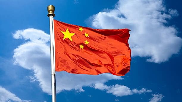 <div class="paragraphs"><p>The flag of China.</p></div>