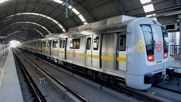 <div class="paragraphs"><p> Delhi Metro </p></div>