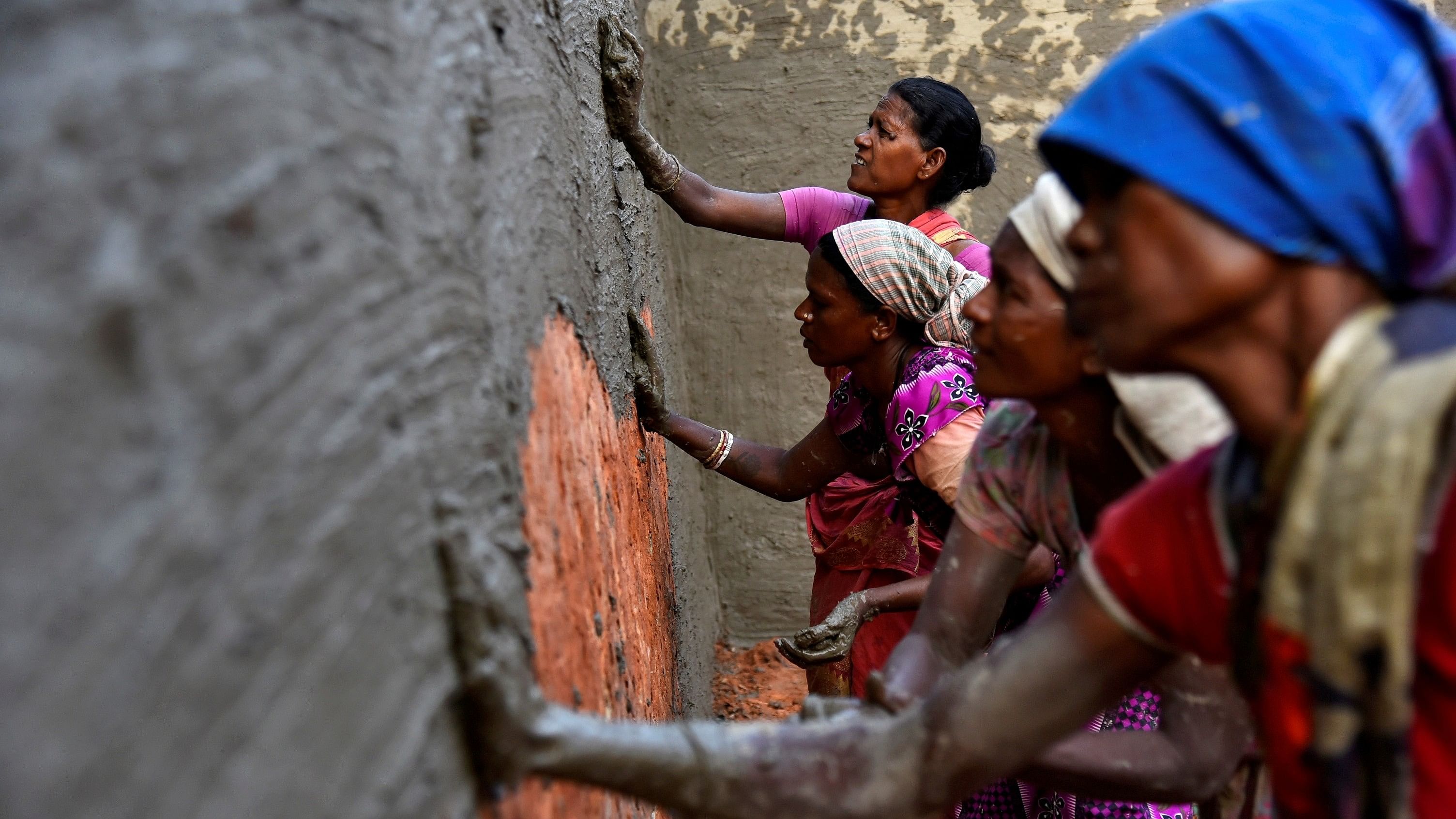 <div class="paragraphs"><p>The FIR said the abourers were paid an advance sum and allegedly forced to work as bonded labourers. (Representative image)</p></div>