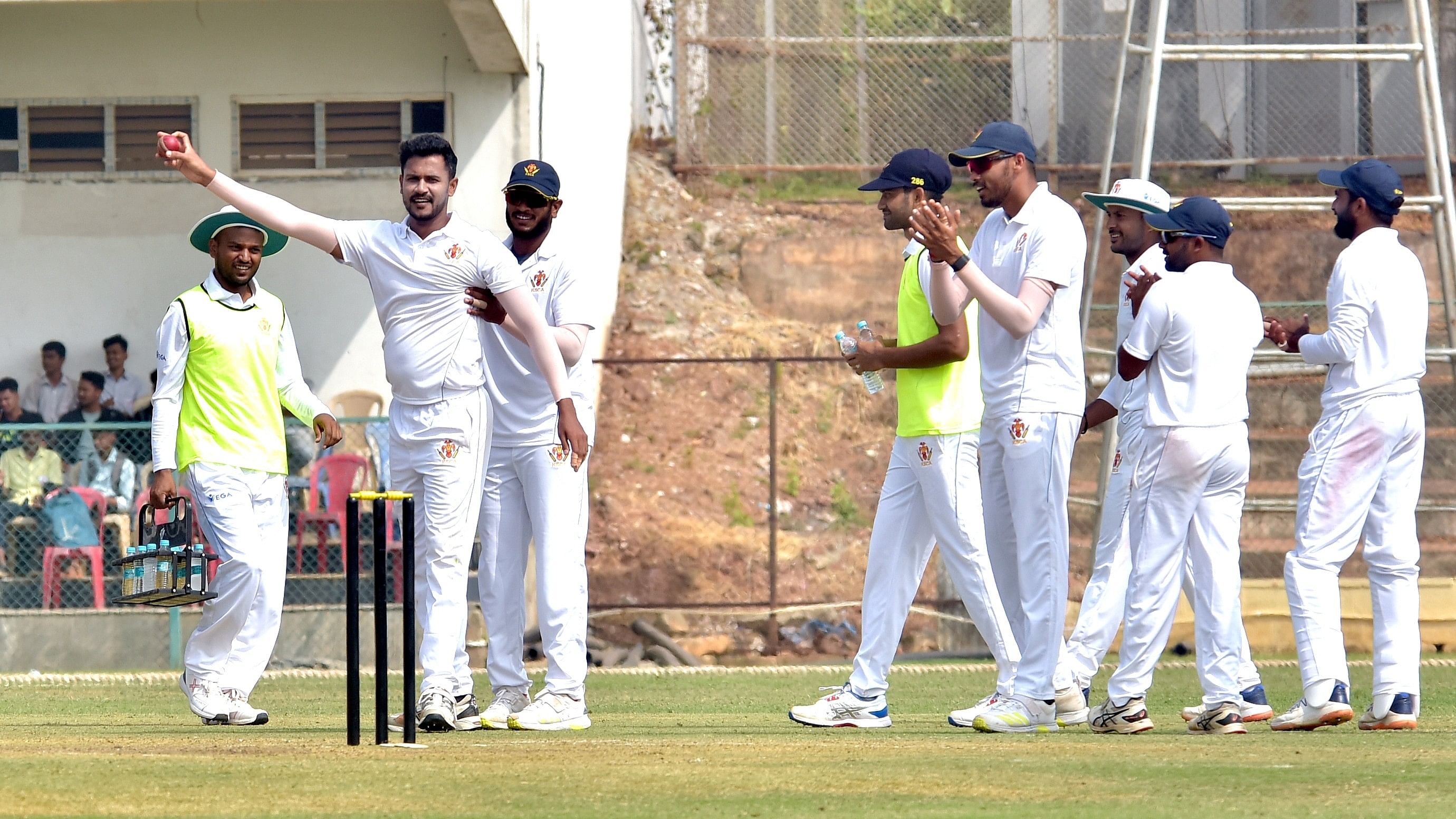 <div class="paragraphs"><p>Karnataka pacer V Koushik (second from left) was the pick of bowlers claiming seven wickets against Punjab on the opening day of their Ranji Trophy match against Punjab in Hubballi on Friday. </p></div>