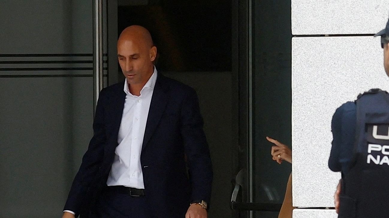 <div class="paragraphs"><p>Former president of the Royal Spanish Football Federation Luis Rubiales is pictured leaving the high court in Madrid.</p></div>