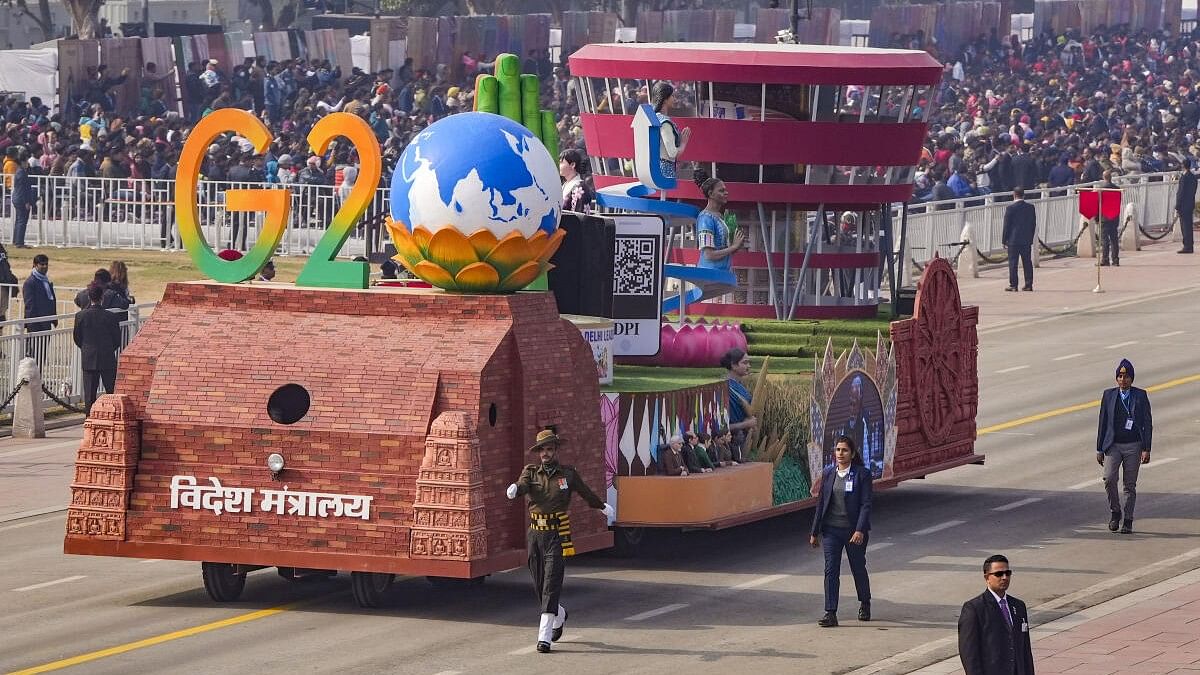 <div class="paragraphs"><p>Ministry of External Affairs tableau on display during the full dress rehearsal for the Republic Day Parade 2024 at the Kartavya Path, in New Delhi.</p></div>