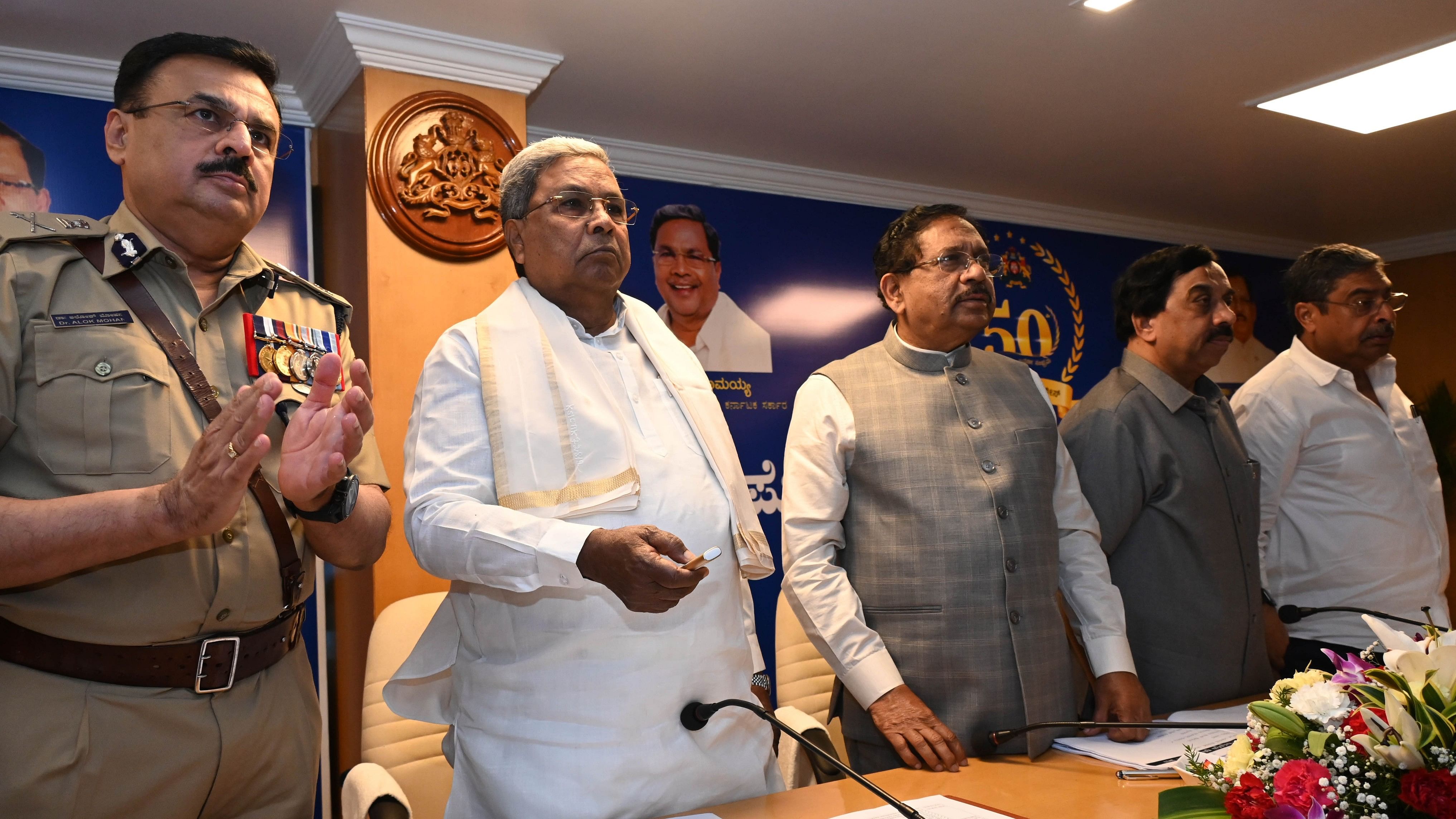 <div class="paragraphs"><p>IG &amp; DGP Alok Mohan, Chief Minister Siddaramaiah, andHome Minister G Parameshwara at the ‘Karnataka State Senior Police Officers Conference’ in Bengaluru on Tuesday. </p></div>