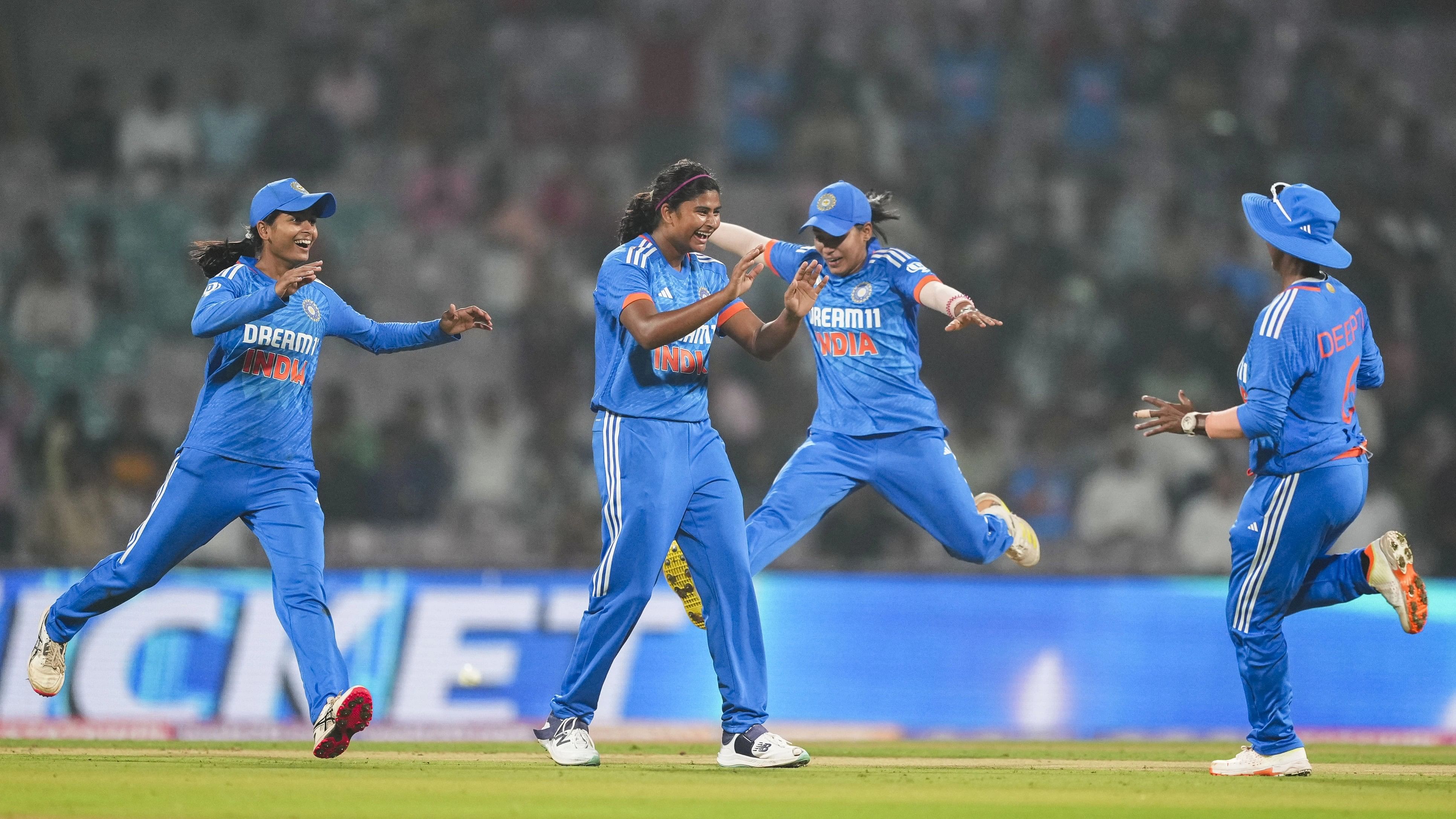 <div class="paragraphs"><p> India's bowler Titas Sadhu celebrates the wicket of Australia's batter Ashleigh Gardner during the T20I cricket match between India and Australia, at DY Patil stadium, in Navi Mumbai.</p></div>