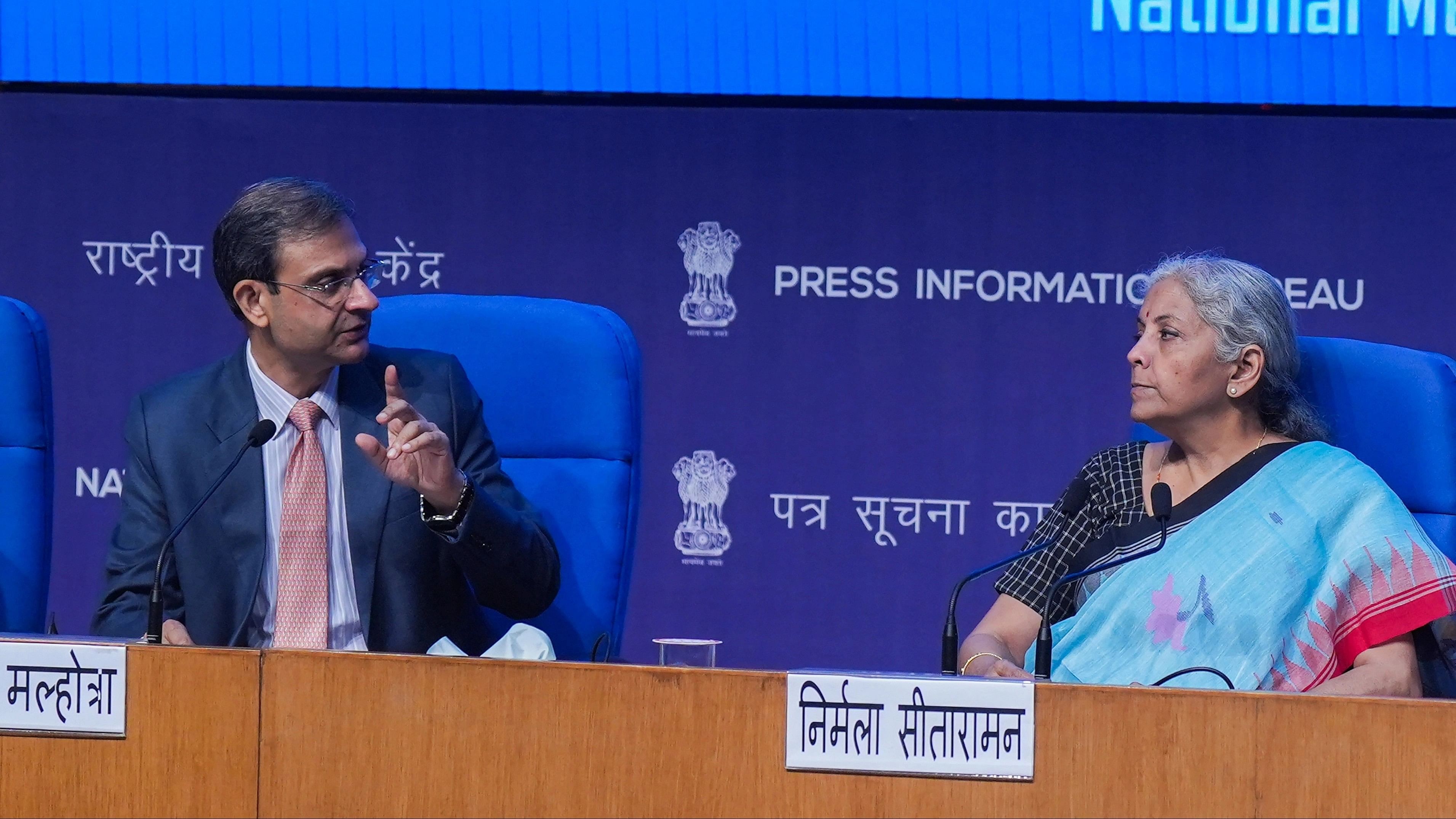 <div class="paragraphs"><p>Finance Minister Nirmala Sitharaman with Revenue Secretary Sanjay Malhotra</p></div>