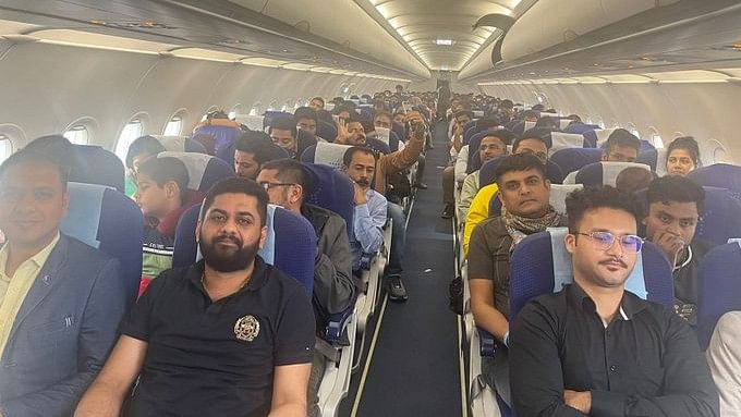 <div class="paragraphs"><p>A picture shared by Congress leader Suraj Thakur, who was travelling in the flight.</p></div>