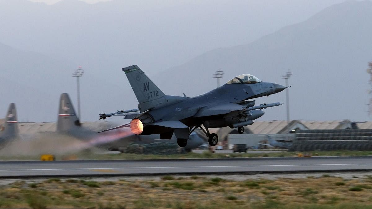 <div class="paragraphs"><p>A US Air Force F-16 Fighting Falcon aircraft.</p></div>