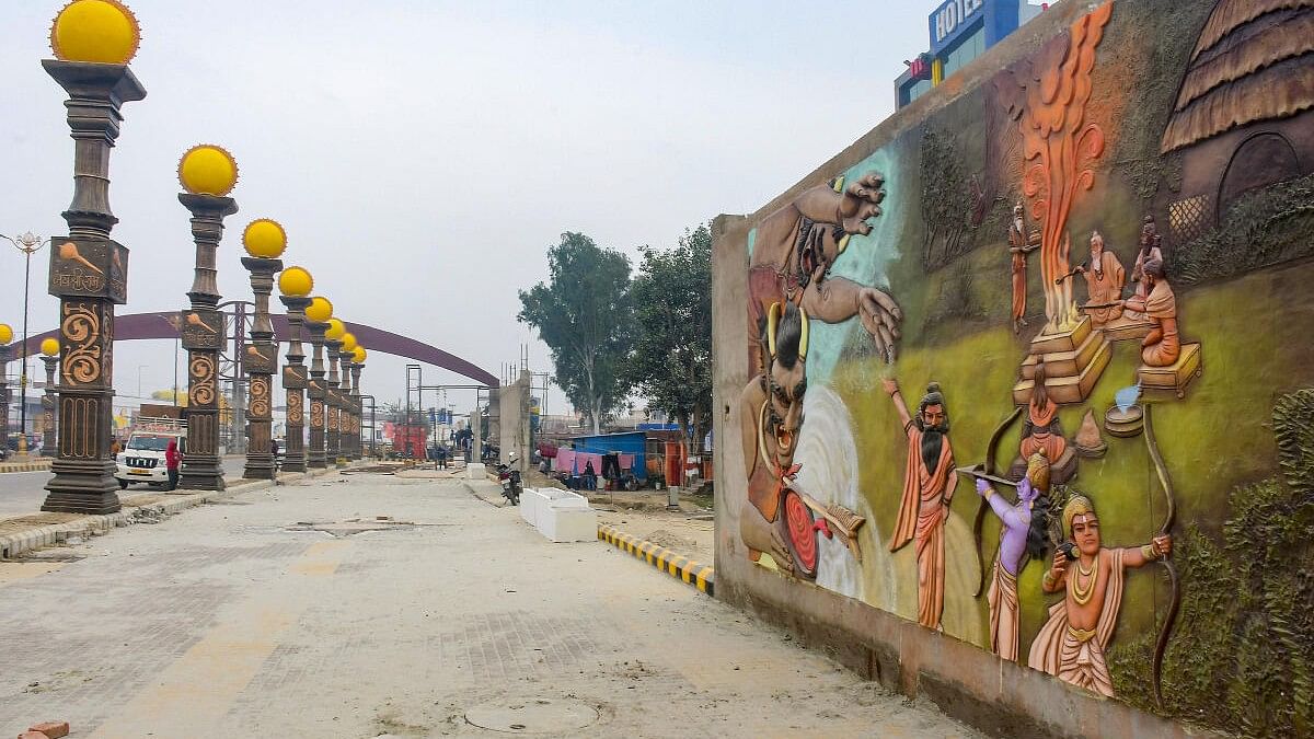 <div class="paragraphs"><p>A graffiti depicting a scene from the Hindu epic Ramayan&nbsp;ahead of the Jan. 22 consecration of the Ram Mandi, at the 'Dharampath' in Ayodhya.&nbsp;</p></div>