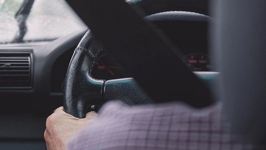 <div class="paragraphs"><p>Representative image of a man inside car. </p></div>