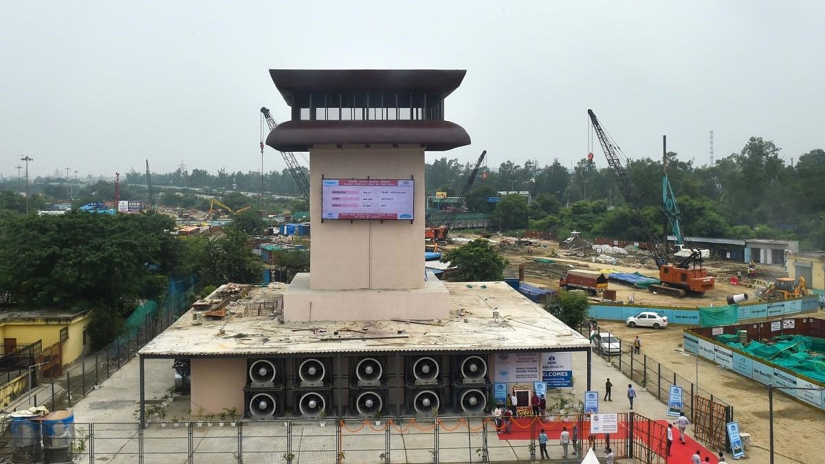 <div class="paragraphs"><p>A view of Smog Tower at Anand Vihar after it's launch in New Delhi. (File photo for representation)</p></div>