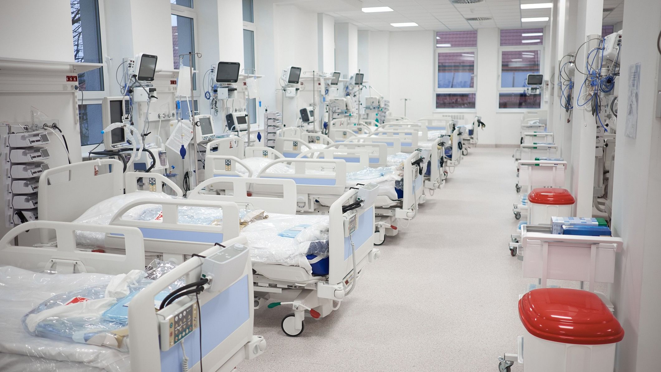 <div class="paragraphs"><p>representative image showing hospital beds.</p></div>