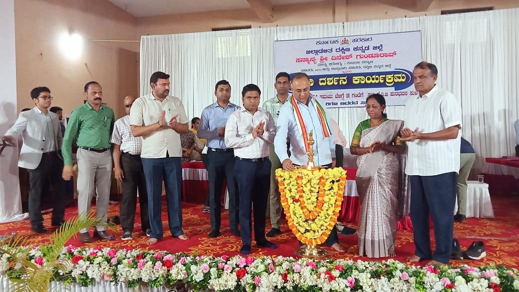 <div class="paragraphs"><p>Minister for Health and Family Welfare who is also District -in- Charge Dinesh Gundu Rao inaugurates Janata Darshana programme at Sullia on Tuesday.</p></div>