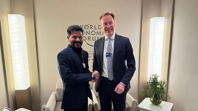 <div class="paragraphs"><p>Telangana CM Revanth Reddy with WEF president,&nbsp;Borge Brende.</p></div>