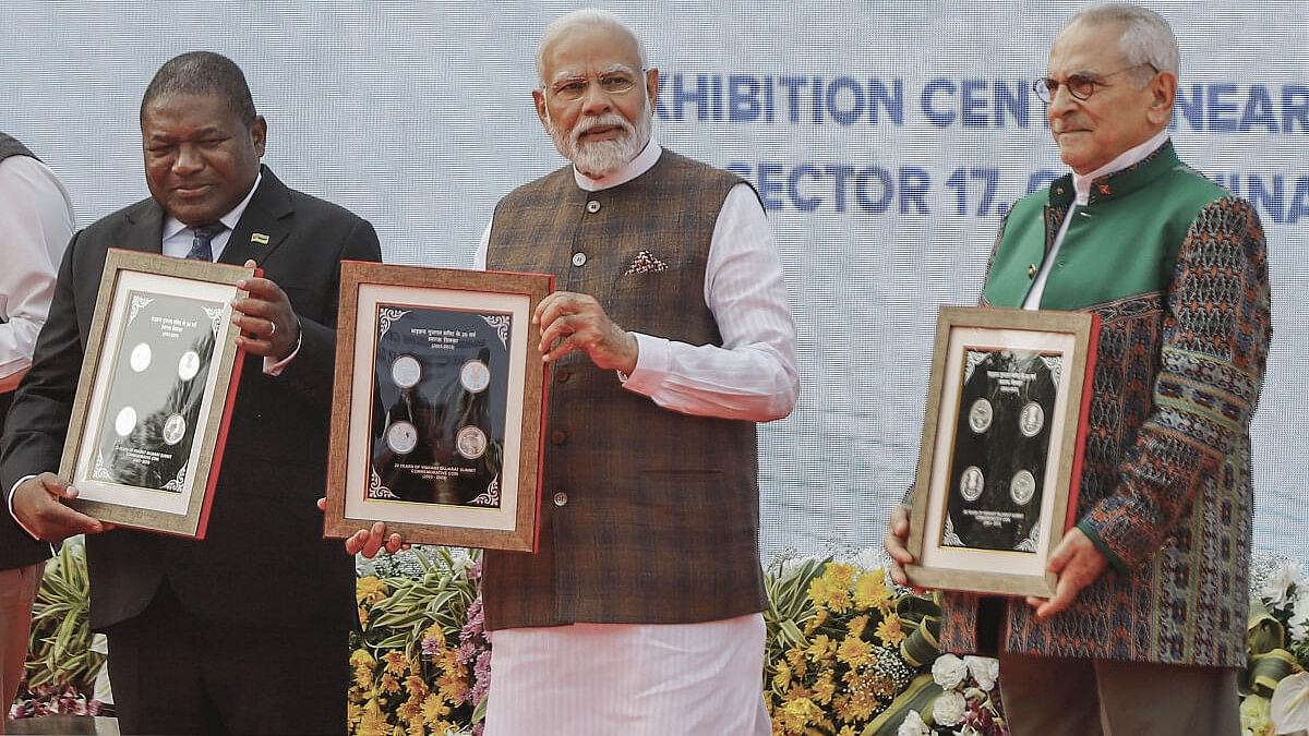 <div class="paragraphs"><p>Prime Minister Narendra Modi with President of Timor-Leste Jose Ramos-Horta and Mozambique President Filipe Nyusi during the inauguration of the Vibrant Gujarat Global Trade Show 2024, in Gandhinagar, Tuesday, Jan. 9, 2024.</p></div>