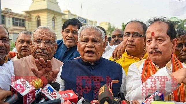 <div class="paragraphs"><p>Former CM Jitan Ram Manjhi with other members of Hindustan Awam Morcha.</p></div>