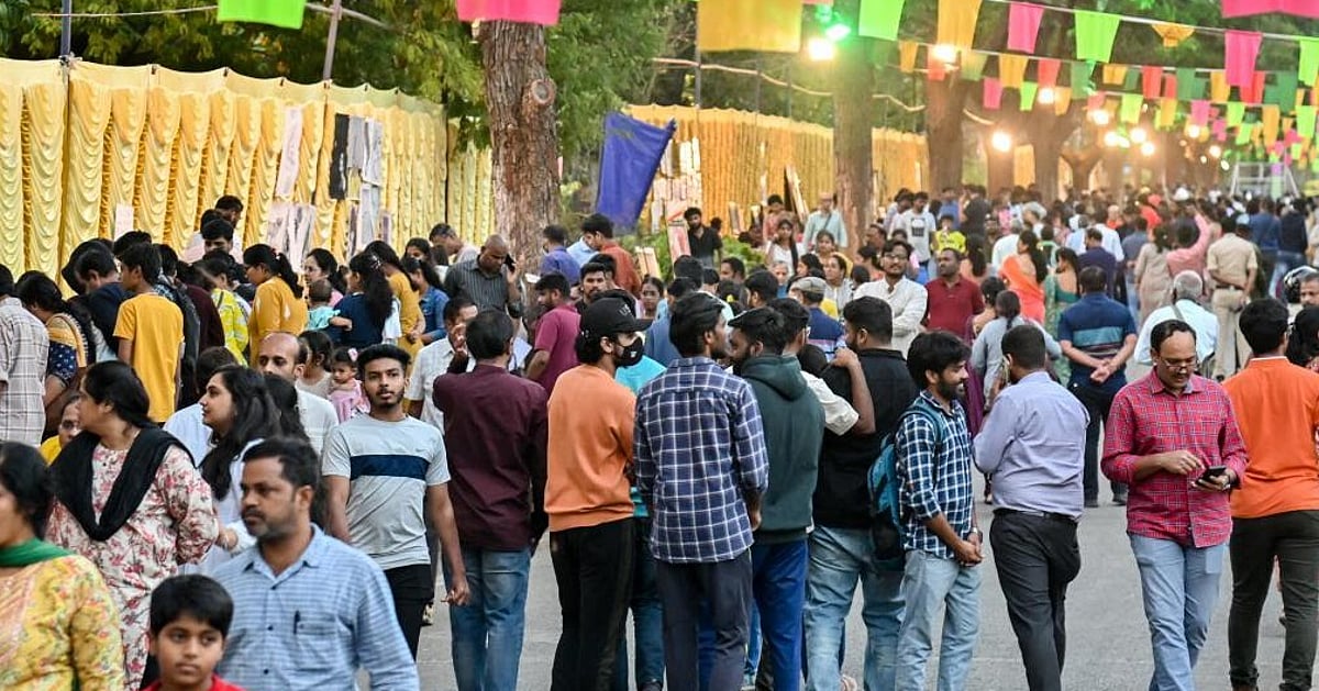 Mysuru Fest and long weekend draw tourists in droves to Heritage City Mysuru Fest and long weekend draw tourists in droves to Heritage City