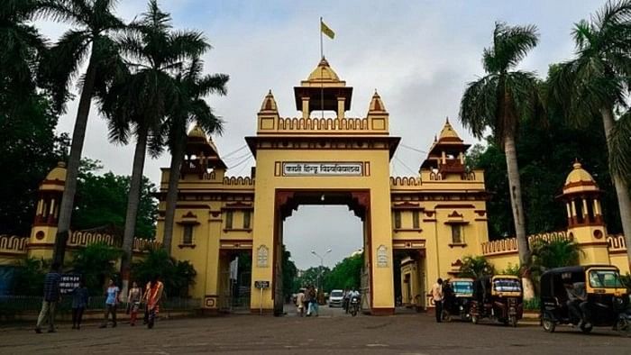 <div class="paragraphs"><p>Banaras Hindu University.</p></div>