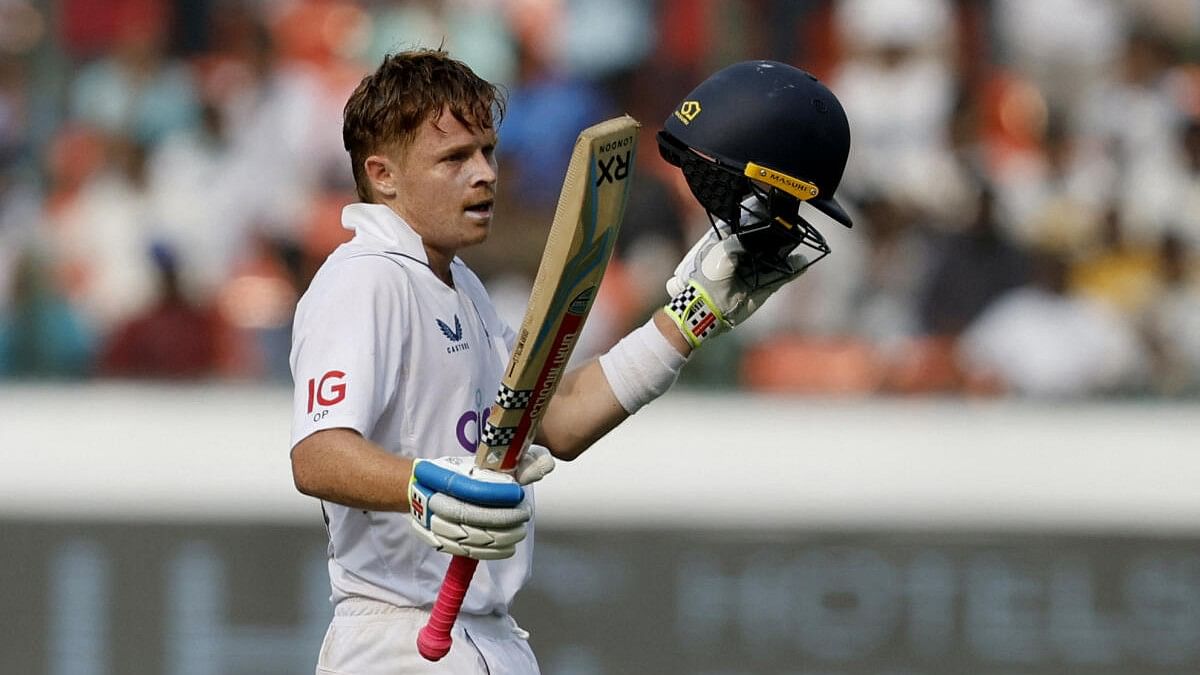 <div class="paragraphs"><p>Ollie Pope celebrates after reaching his century</p></div>