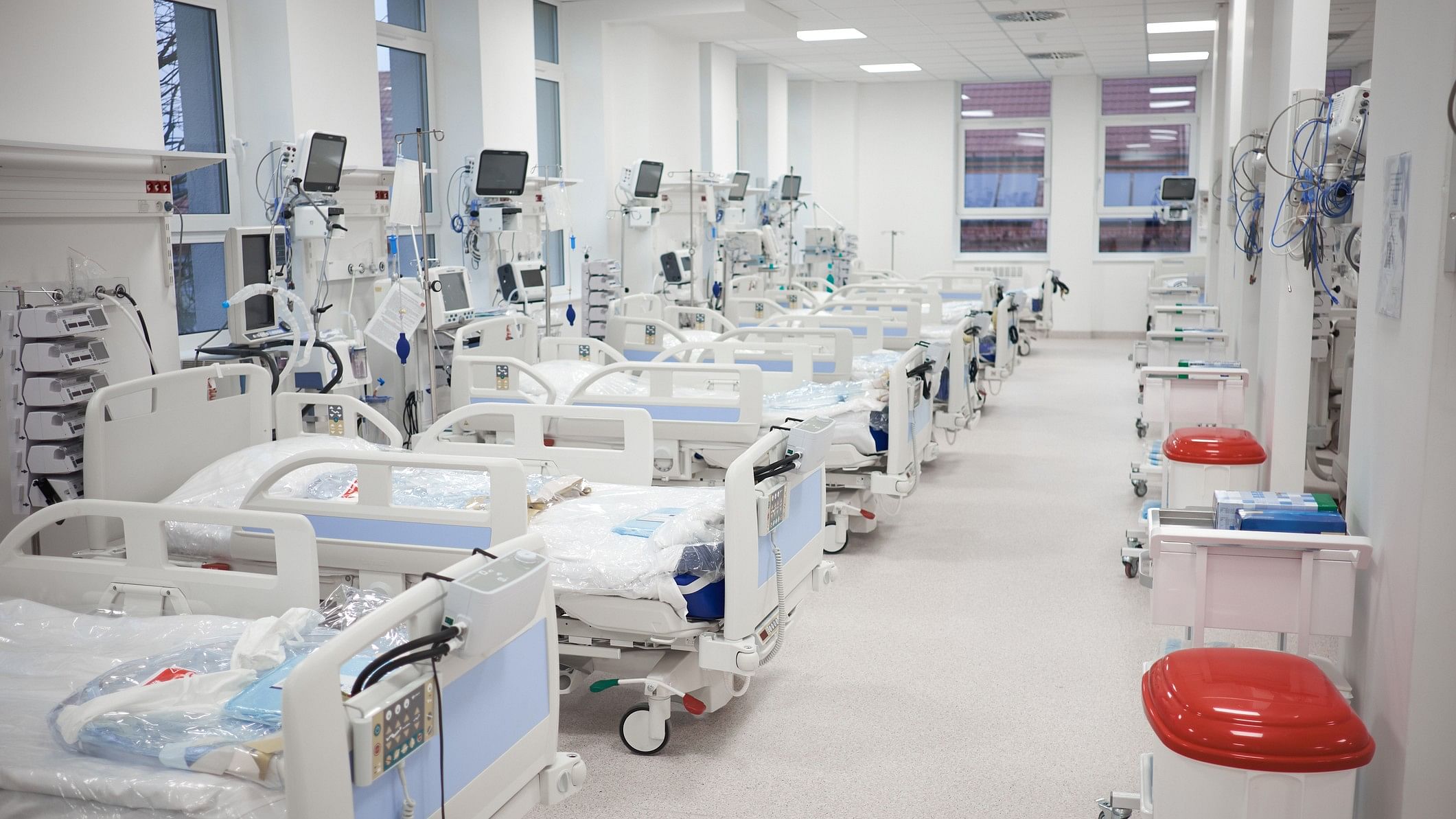 <div class="paragraphs"><p>Representative image of a hospital ward.</p></div>