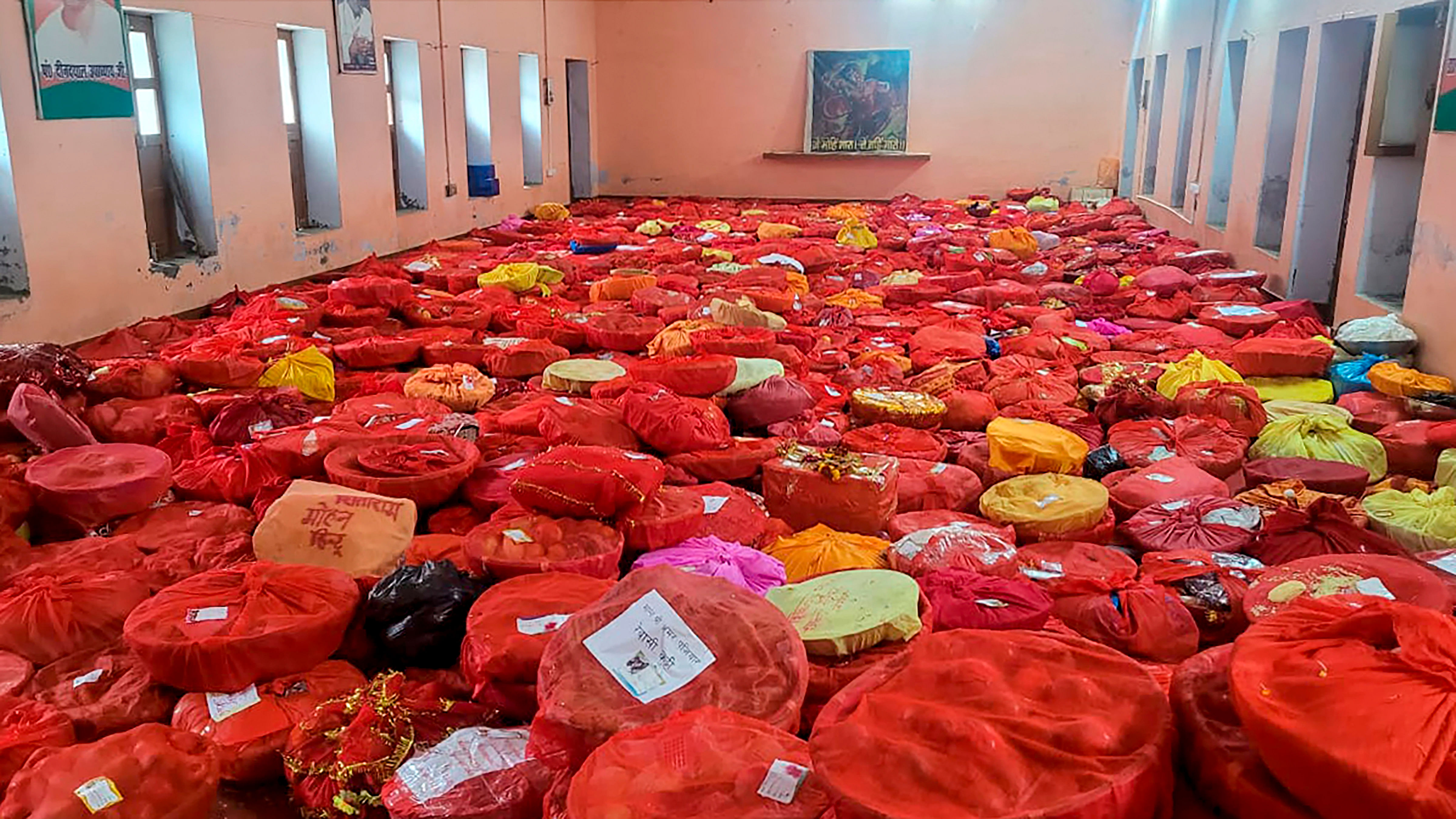 <div class="paragraphs"><p>Offerings brought by devotees during a 'Sandesh Yatra' from Nepal's Janakpur, ahead of the consecration ceremony at the Ram temple, in Ayodhya, Saturday, Jan. 6, 2024. </p></div>