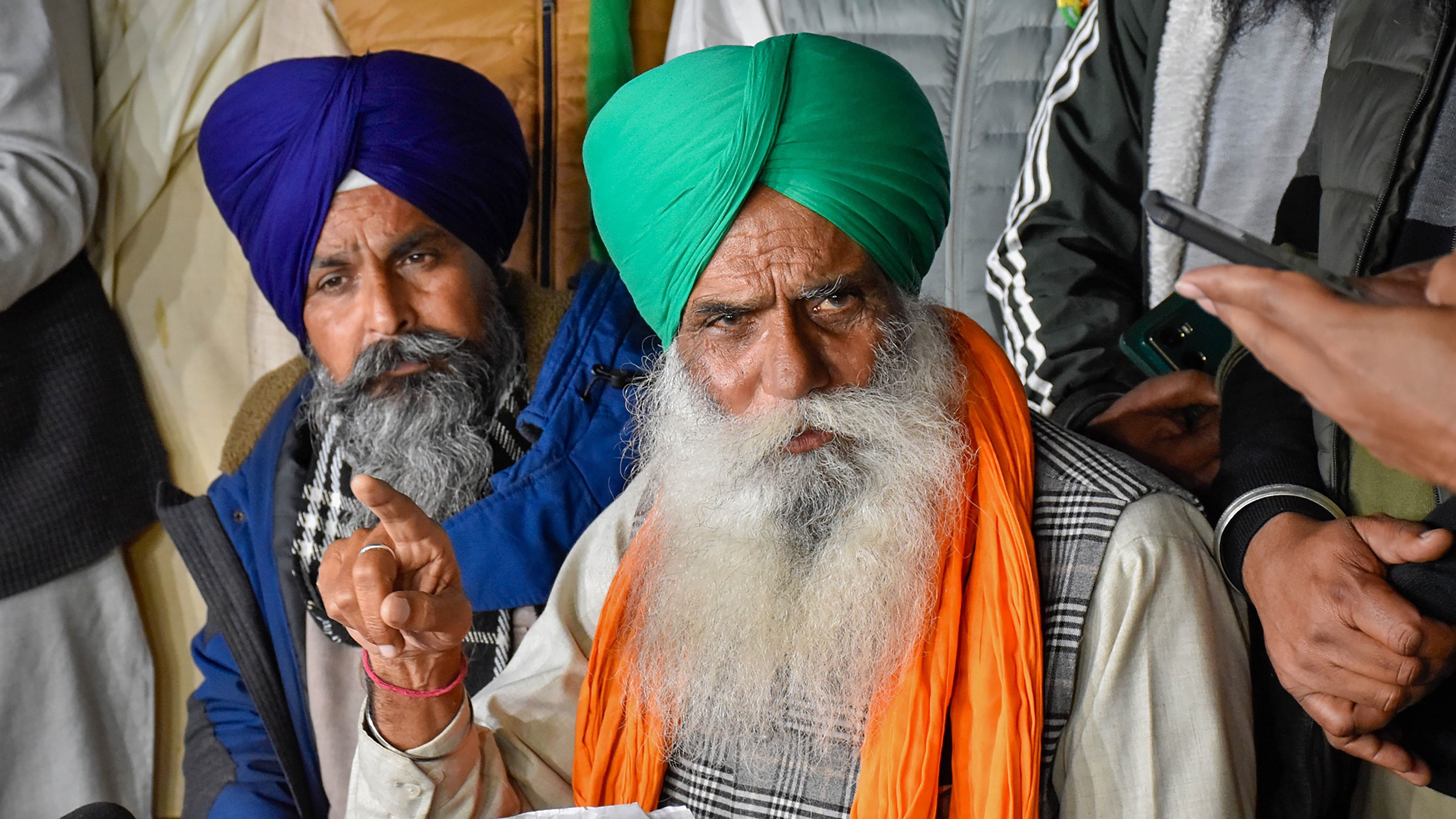 <div class="paragraphs"><p>Farmer leaders Sarwan Singh Pandher and Jagjit Singh Dallewal addressing the media at the Punjab-Haryana Shambhu border during the 'Delhi Chalo' protest march, in Patiala district</p></div>