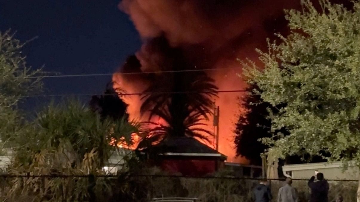 <div class="paragraphs"><p>A plume of smoke rises after a small plane crash in a trailer park in Clearwater, Florida.</p></div>