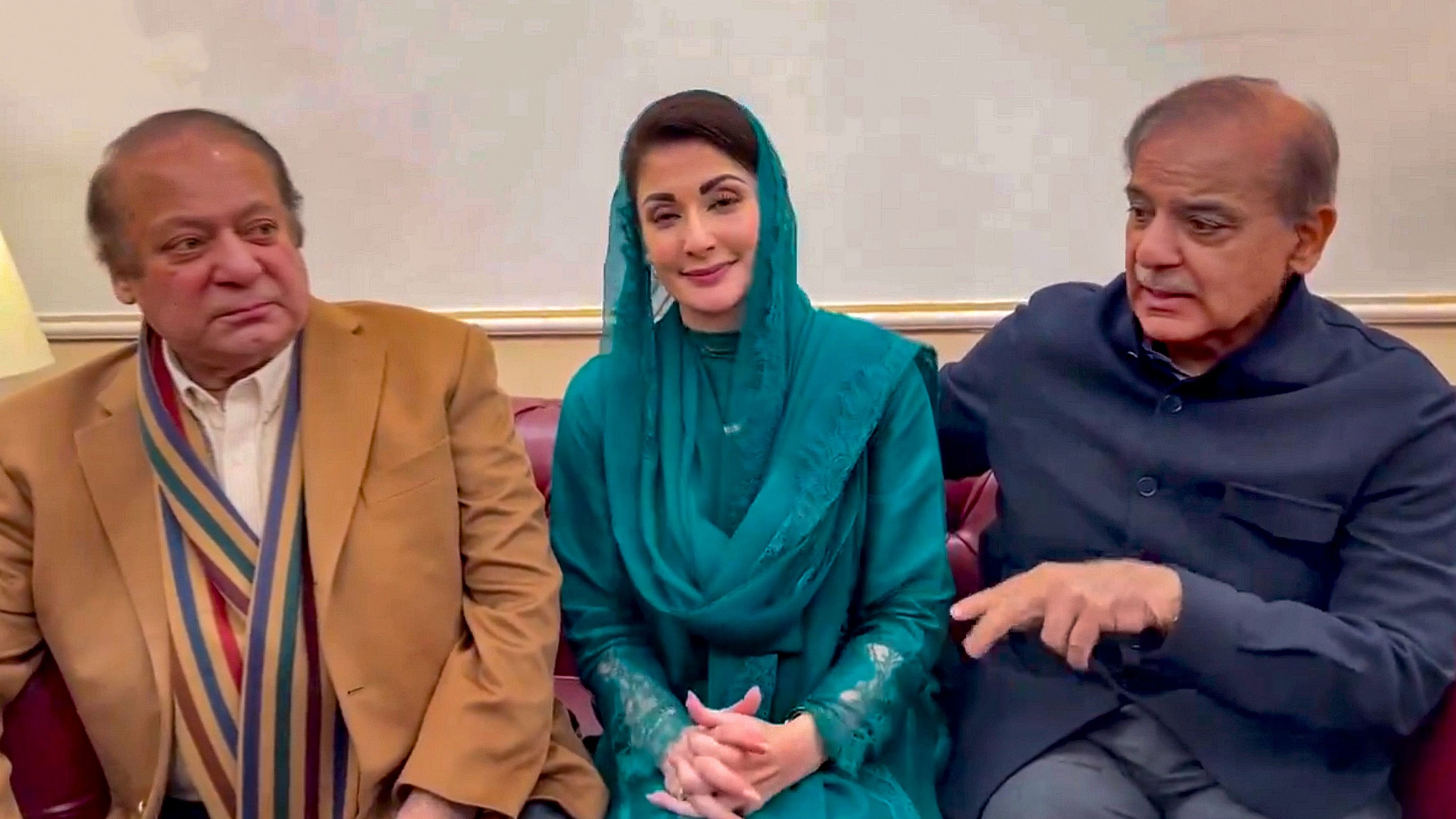 <div class="paragraphs"><p>Newly elected Punjab Chief Minister Maryam Nawaz Sharif and Quaid Nawaz Sharif and Jamaat President Shehbaz Sharif during a meeting.</p></div>