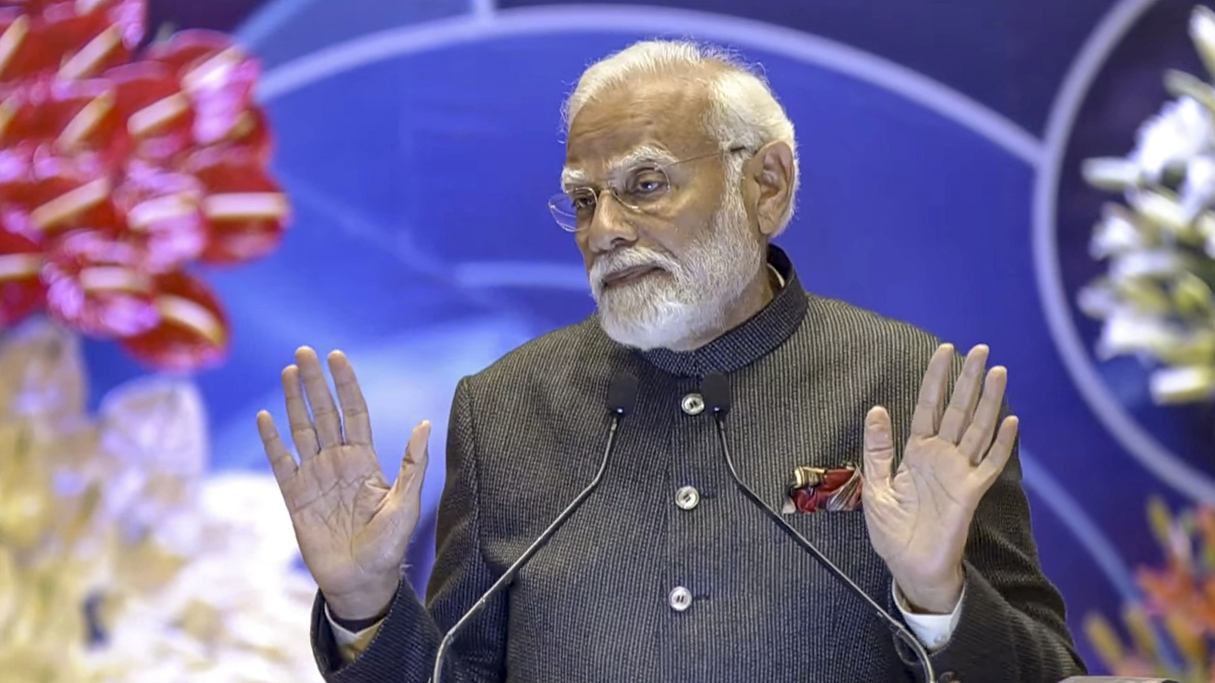 <div class="paragraphs"><p> Prime Minister Narendra Modi addresses the Bharat Mobility Global Expo 2024 at the Bharat Mandapam, in New Delhi, Friday, Feb. 2, 2024. </p></div>