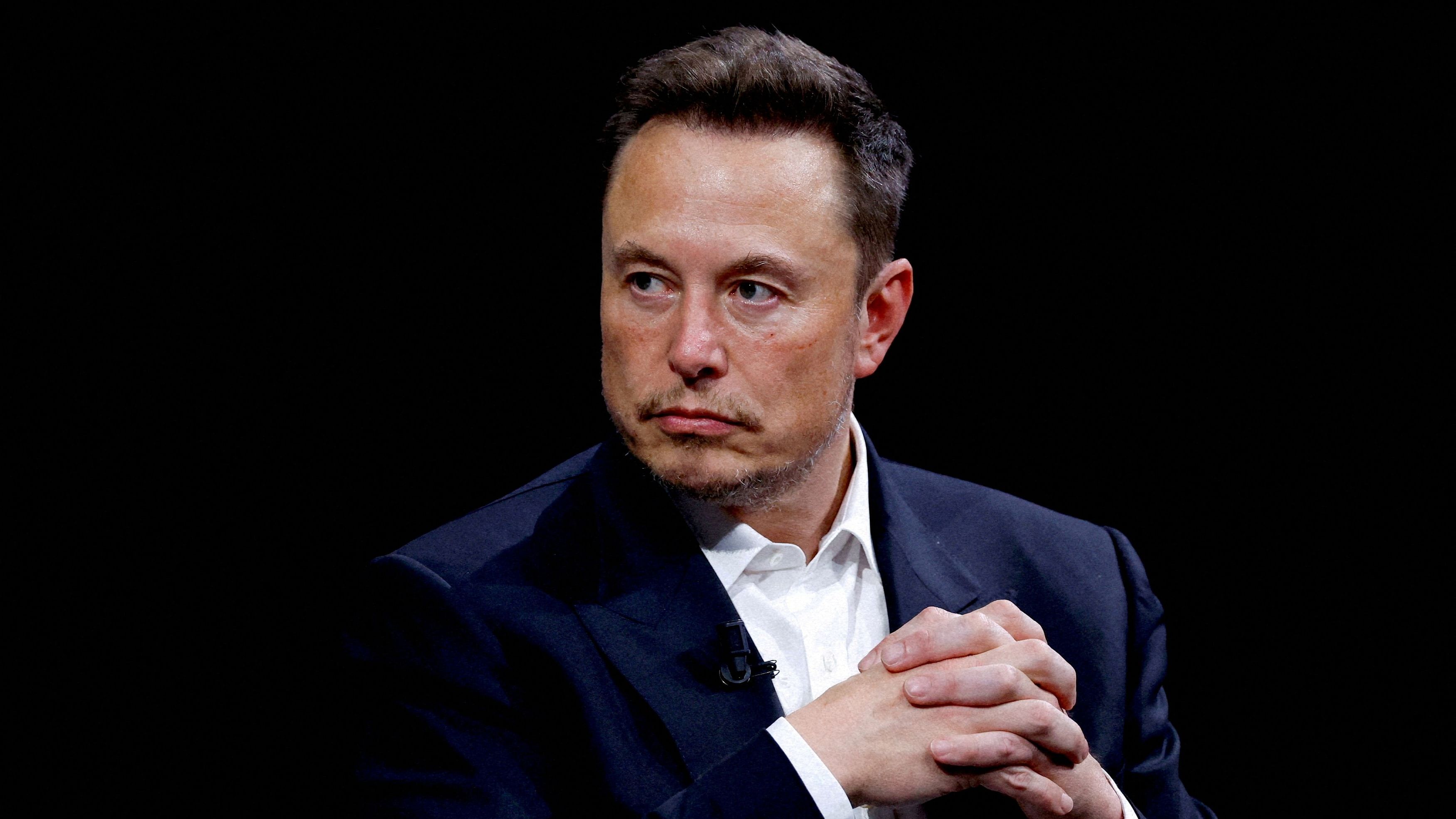 <div class="paragraphs"><p>Elon Musk.</p></div>