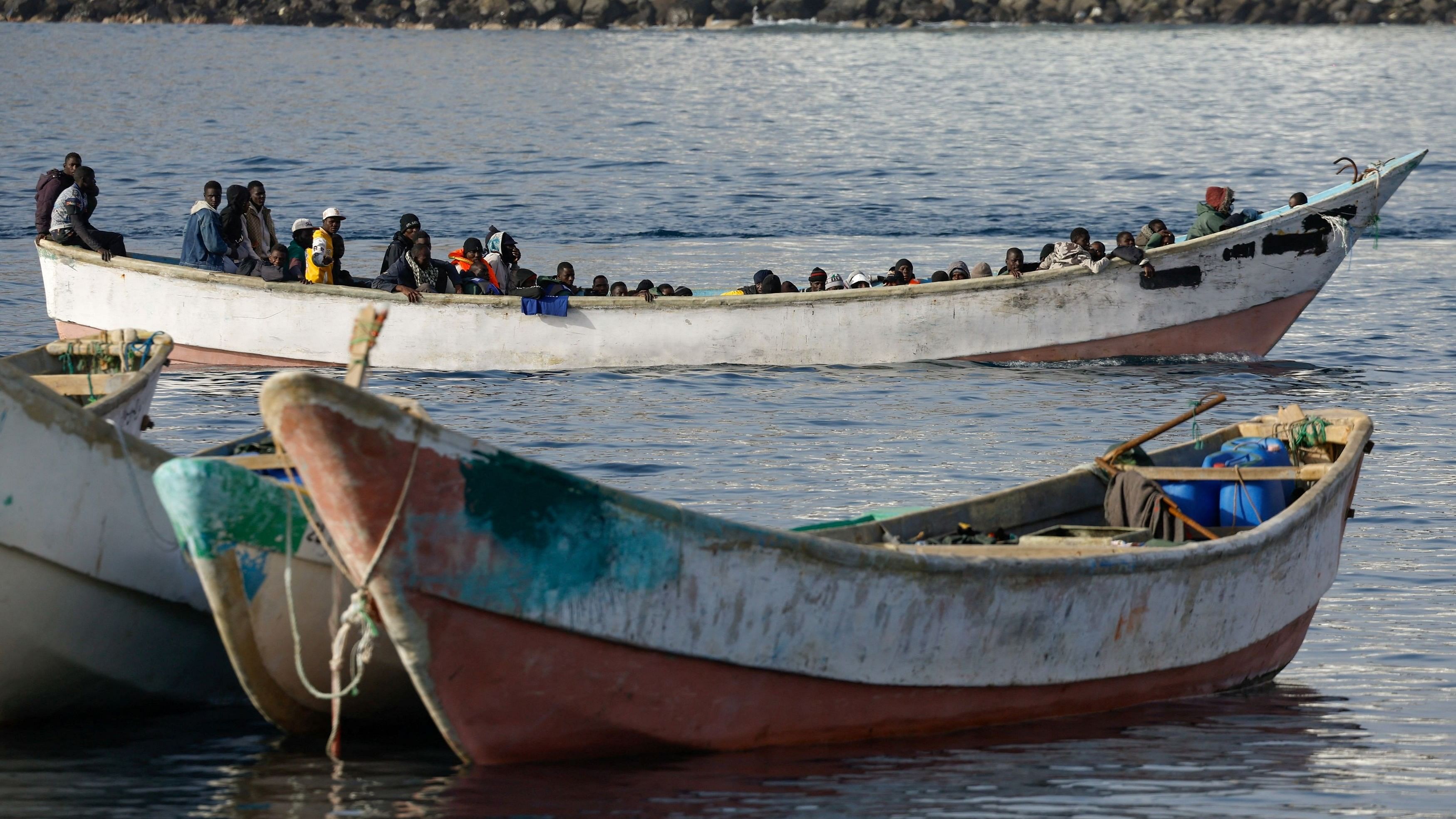 <div class="paragraphs"><p>Representative image of a boat.</p></div>