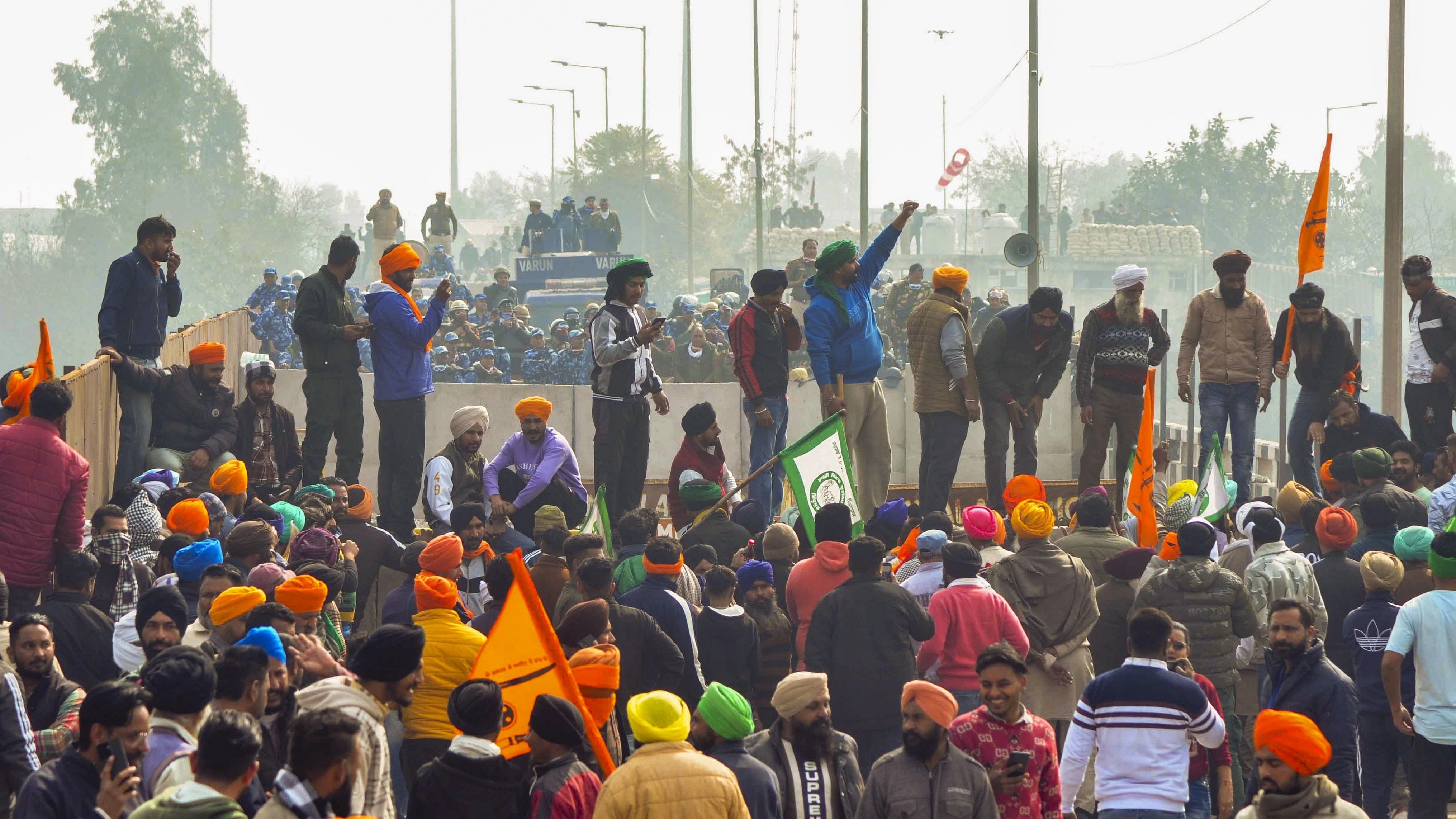 <div class="paragraphs"><p>Farmers during their 'Dilli Chalo' march, at Punjab-Haryana Shambhu border, near Patiala, Tuesday, Feb. 13, 2024.</p></div>