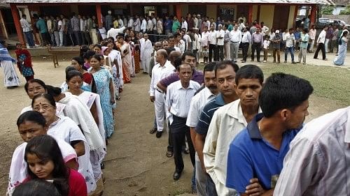 <div class="paragraphs"><p>Voters line up to cast their vote outside a polling station (Representative image)</p></div>