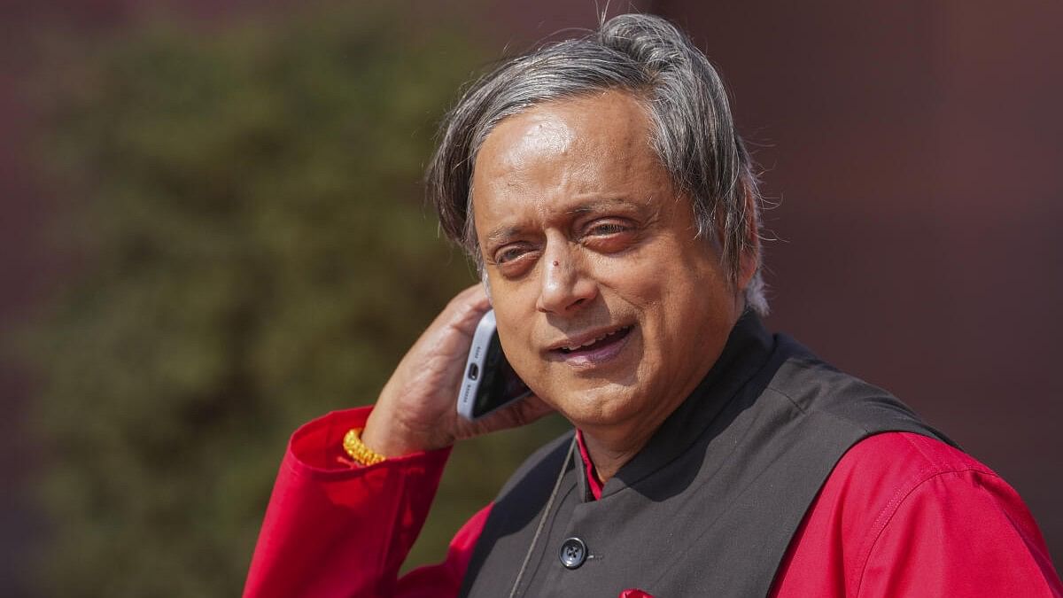 <div class="paragraphs"><p>Shashi&nbsp;Tharoor has won yet another international honour.</p></div>