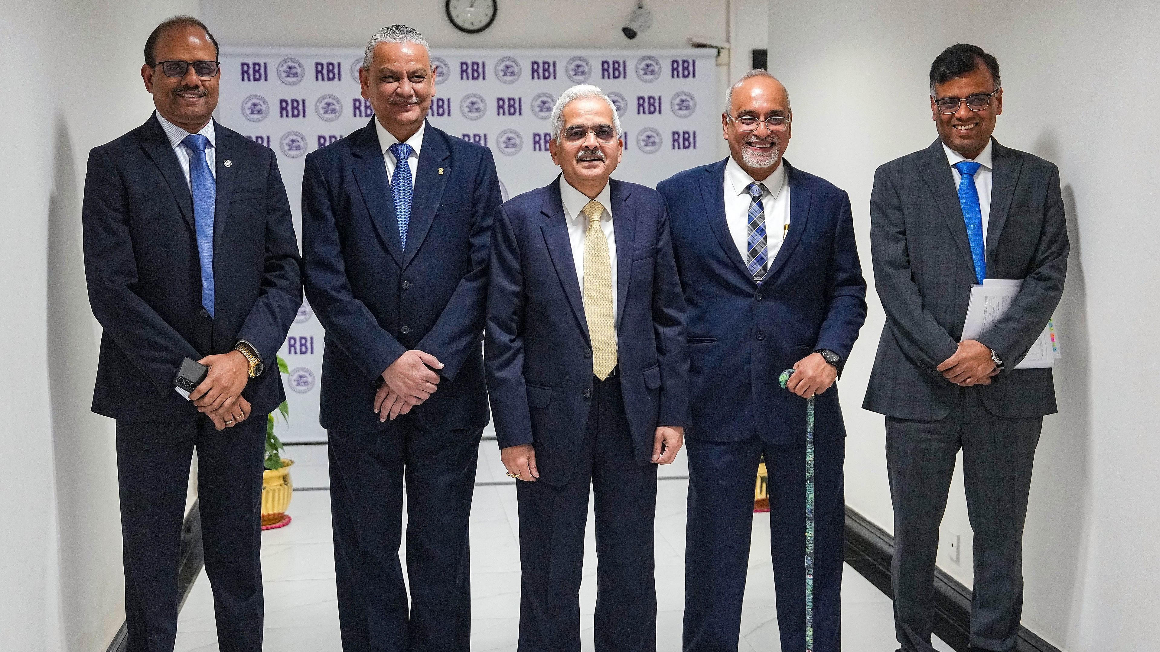 <div class="paragraphs"><p>Mumbai: Reserve Bank of India (RBI) Governor Shaktikanta Das with Deputy Governors Swaminathan Janakiraman, Michael Debabrata Patra, M. Rajeshwar Rao and T. Rabi Shankar arrives to deliver the Monetary Policy Statement, at the RBI headquarters in Mumbai, Thursday, Feb. 8, 2024. </p></div>