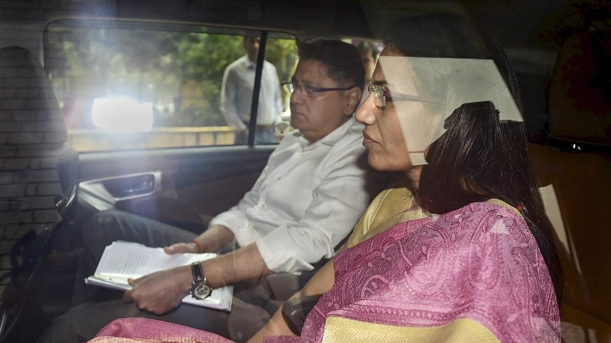 <div class="paragraphs"><p>Former ICICI Bank CEO Chanda Kochhar along with her husband Deepak Kochha.</p></div>